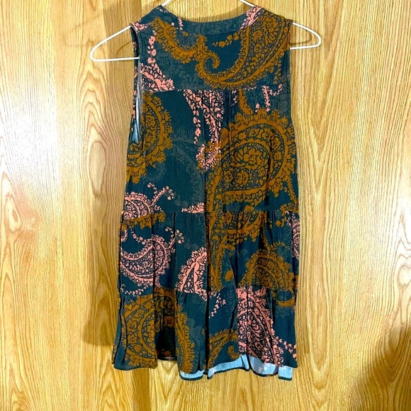 Gray/ Peach Paisley Boho Sleeveless Lace Drawstring Neckline X-Long Tunic Top - Picture 2 of 7